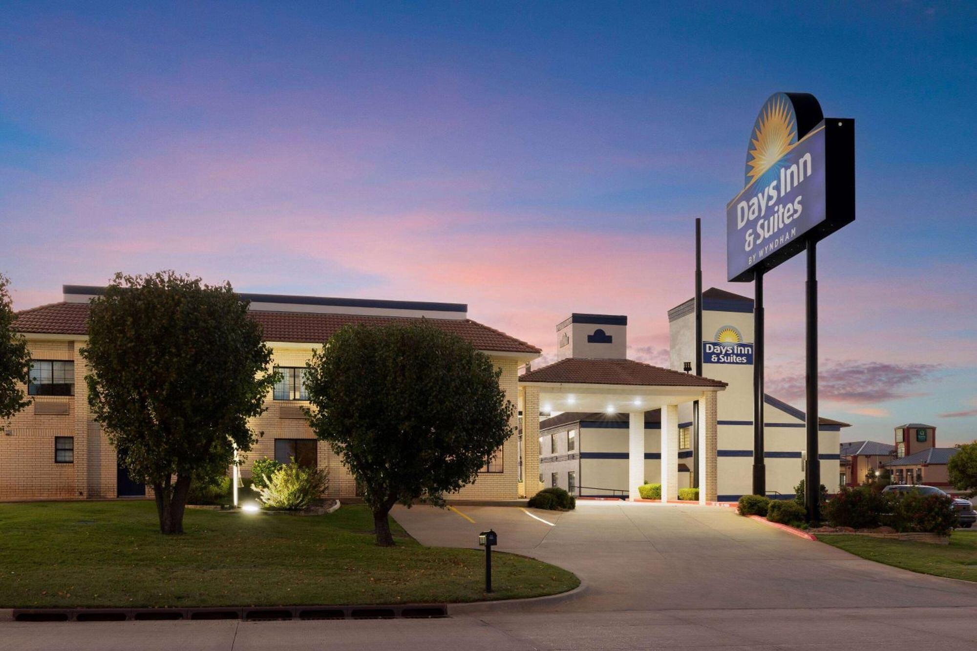 Days Inn By Wyndham Oklahoma City Extérieur photo